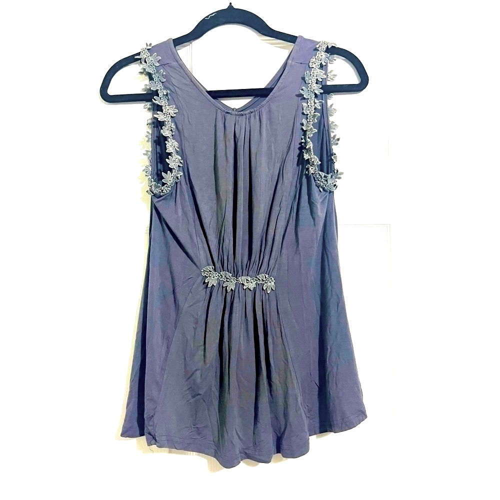 NWT POL Grey Top sz Small